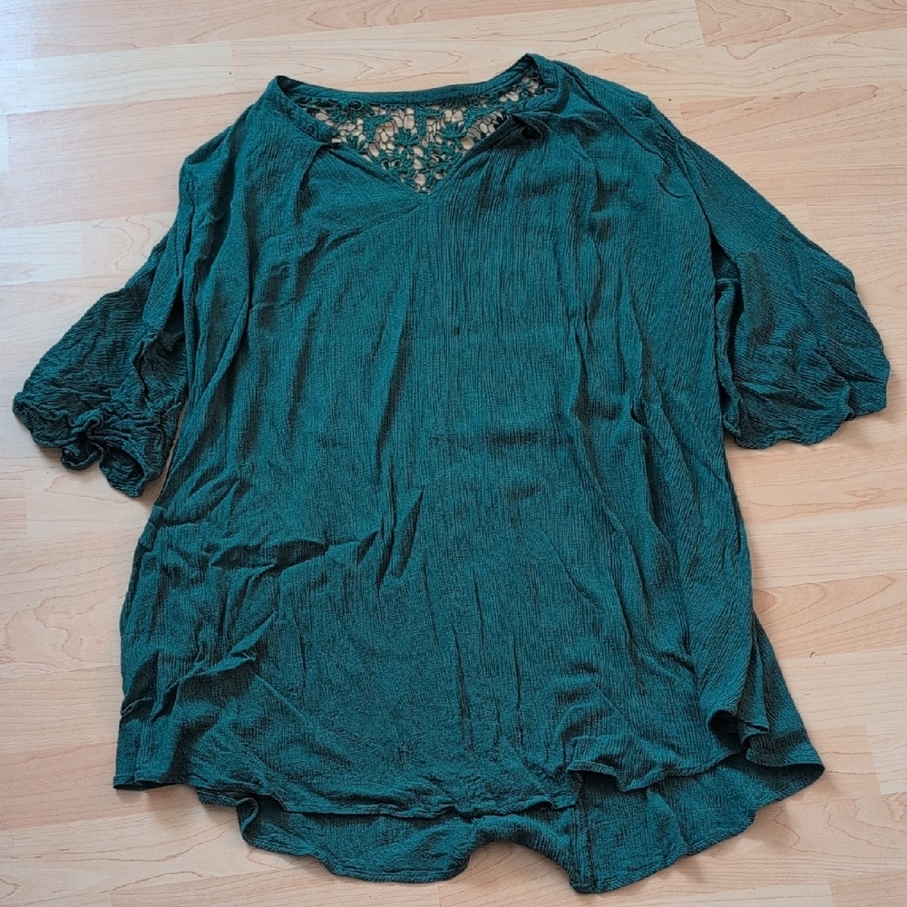 Umgee Green Ruffled Short Sleeve Blouse